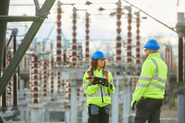 Best Electrical Installation Contractor  in Petoskey, MI